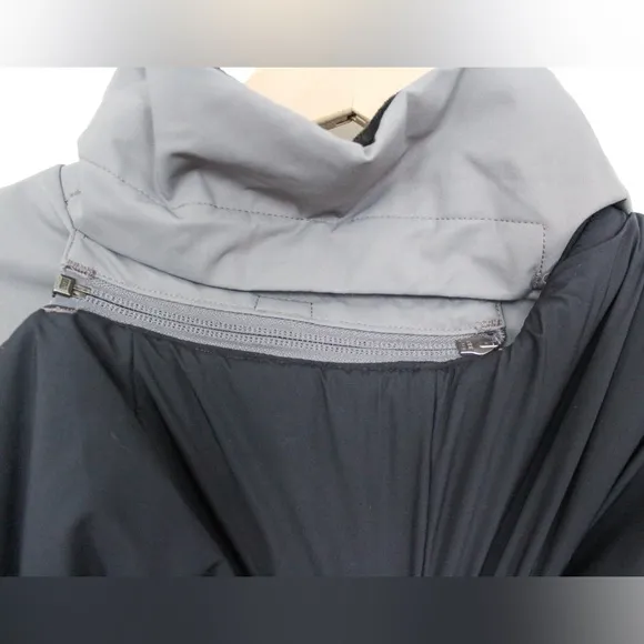 Obermeyer Women's Tuscany II Jacket with Removable Hood Knightly Grey 16