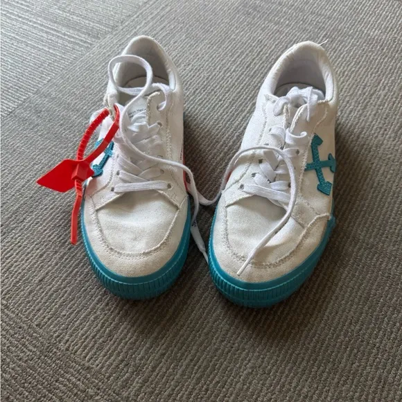 Off-White Sneakers - White and Blue