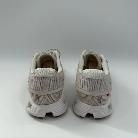On Cloud 5 Running Shoes Pearl White