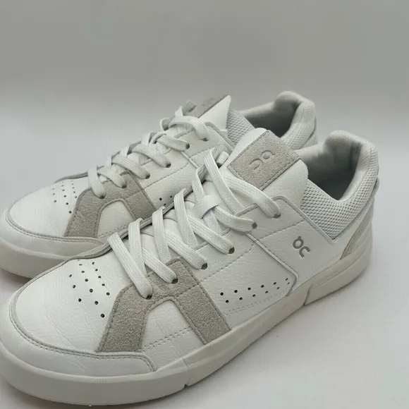 On Cloud, The Roger Clubhouse Women’s Size 9.5 White/sand Athletic Shoes sneaker