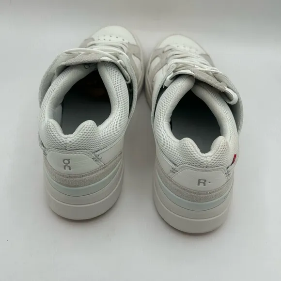 On Cloud, The Roger Clubhouse Women’s Size 9.5 White/sand Athletic Shoes sneaker