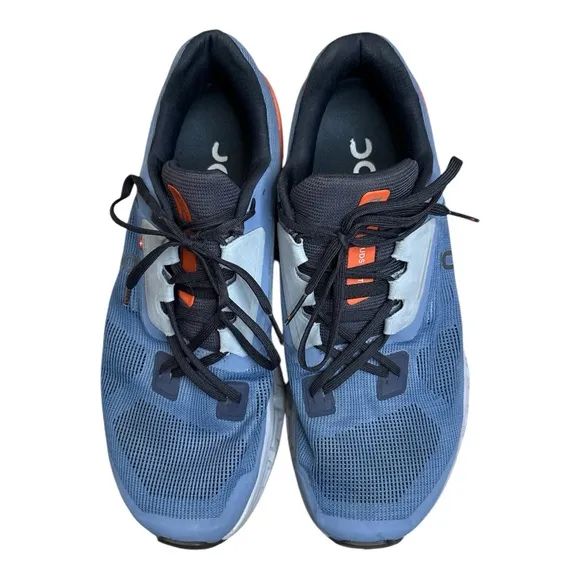 On CloudStratus 2.0 Trail Running Shoes