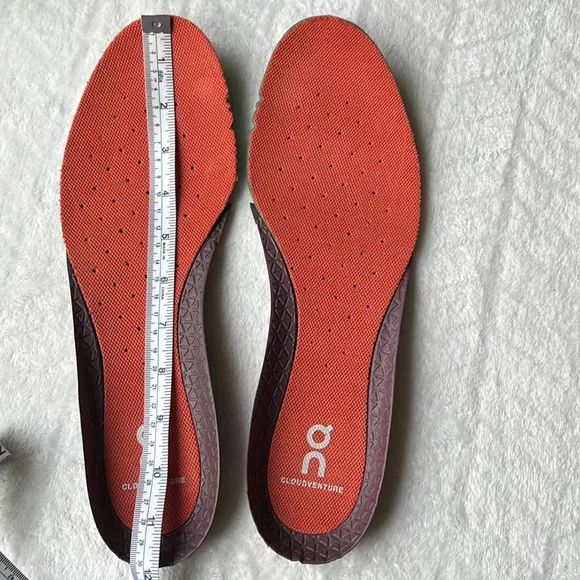 On Cloudventure Trail-Running Men’s Shoes -  Flare/Mulberry.