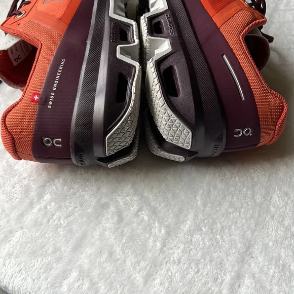 On Cloudventure Trail-Running Men’s Shoes -  Flare/Mulberry.