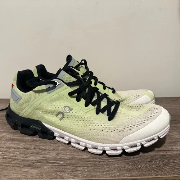 On Running Cloudflow 3.0 Meadow Green White Women's Size 10 - 35.98685 VDM TK