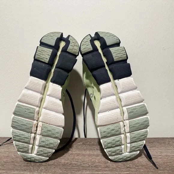 On Running Cloudflow 3.0 Meadow Green White Women's Size 10 - 35.98685 VDM TK