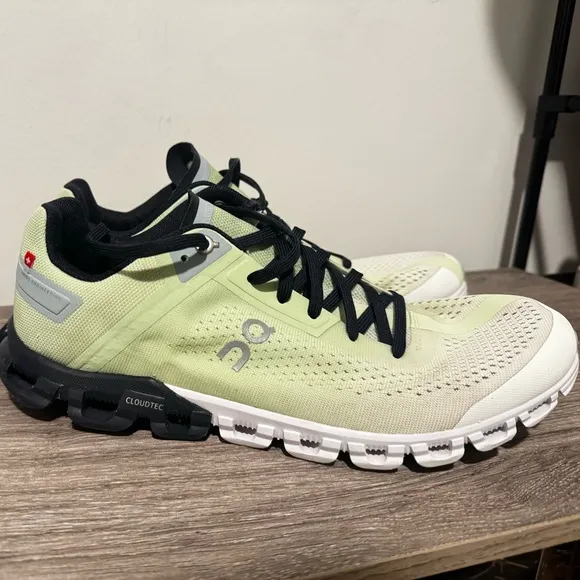 On Running Cloudflow 3.0 Meadow Green White Women's Size 10 - 35.98685 VDM TK