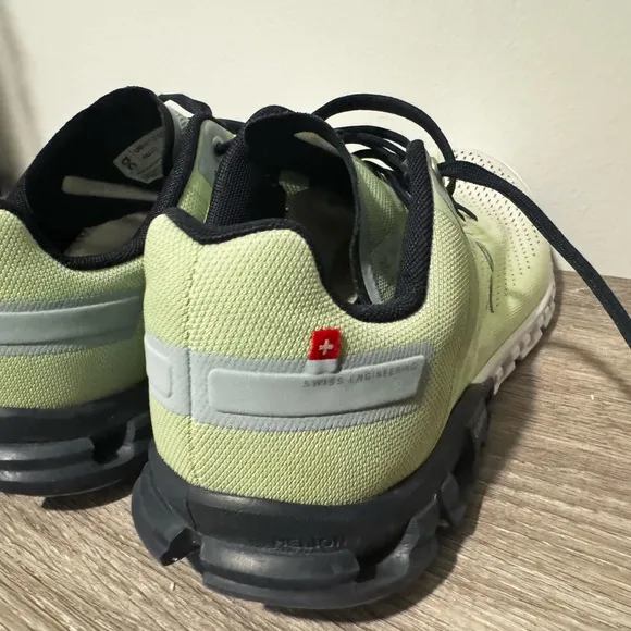 On Running Cloudflow 3.0 Meadow Green White Women's Size 10 - 35.98685 VDM TK