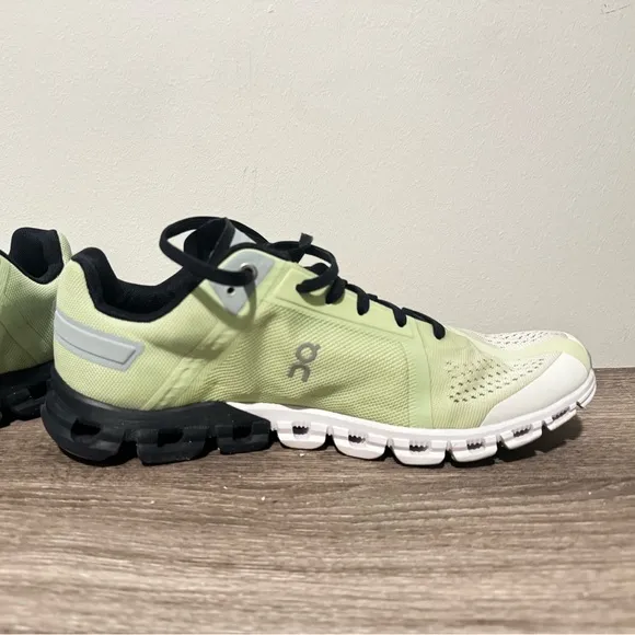 On Running Cloudflow 3.0 Meadow Green White Women's Size 10 - 35.98685 VDM TK