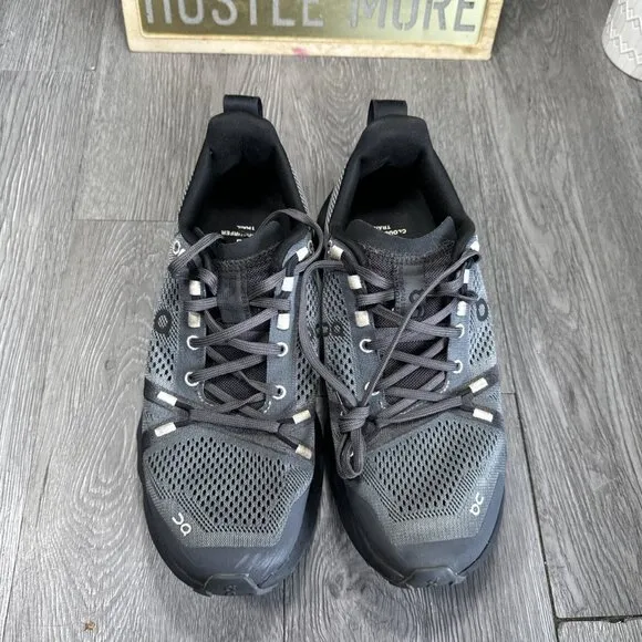 On Running Cloudsurfer Trail Women’s Sz 8 Black Gray Eclipse Trail Running Shoes