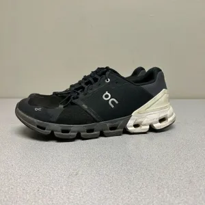 Oncloud flyer 4 men’s shoes size 13