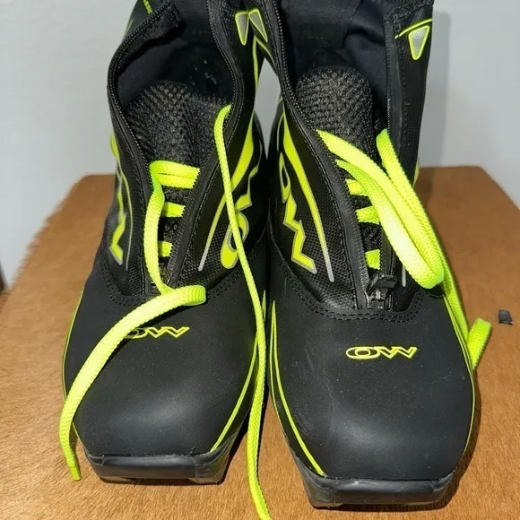 One Way Premio Classic 9 Ski‎ Boots 41003 EU46 US 9.5  NEW