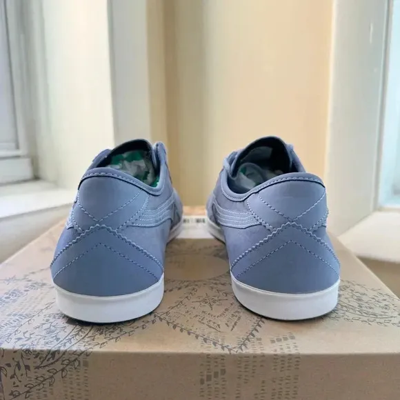 Onitsuka Tiger Sneaker Shoes in Stone Wash Blue White