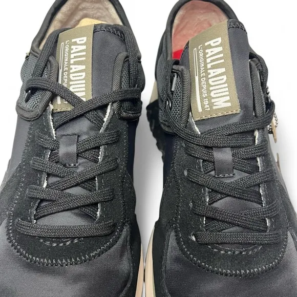 Palladium Troop Runner Shoes Men’s Size 9 Black Athletic Women’s 10.5 Sneakers