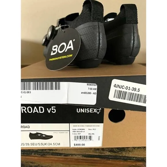 Pearl Izumi Pro Road V5 Cycling Shoes SZ 39.5 Men 6.5 women 7.5-NWT