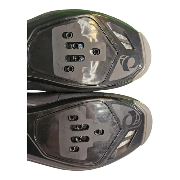 Pearl Izumi Tri Fly Select v6 Shoes Mens 8.5 EU 42 Cycling Triathlon Black