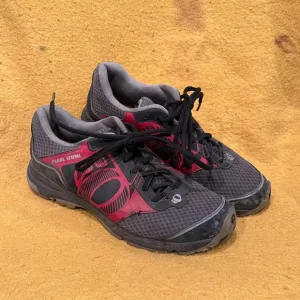 Pearl Izumi X- Road Fuel II Cycling Shoes Mens 11.5 Eur 45 Road Biking Black Red