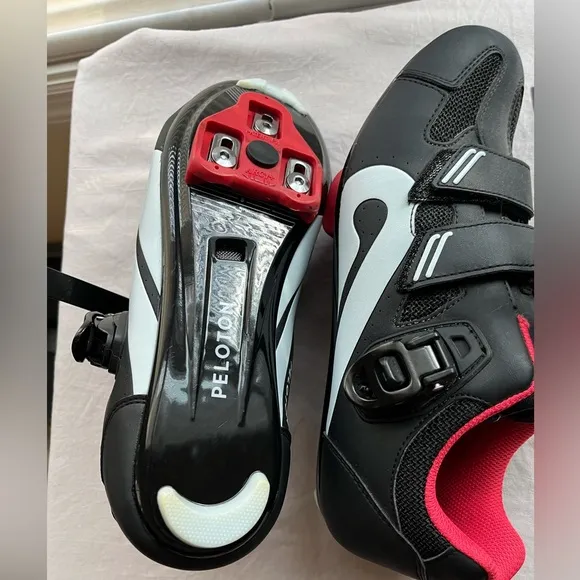Peloton Black Red Cycling Bike shoes size 41 women’s 10/ men’s 8