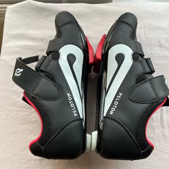 Peloton Black Red Cycling Bike shoes size 41 women’s 10/ men’s 8