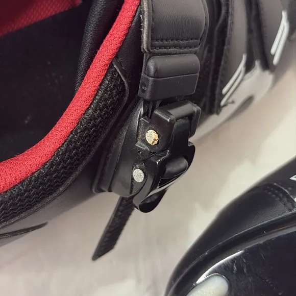 Peloton Cycling Shoes Black 45 Breathable Mesh Ratchet Clip Velcro Straps Cleats