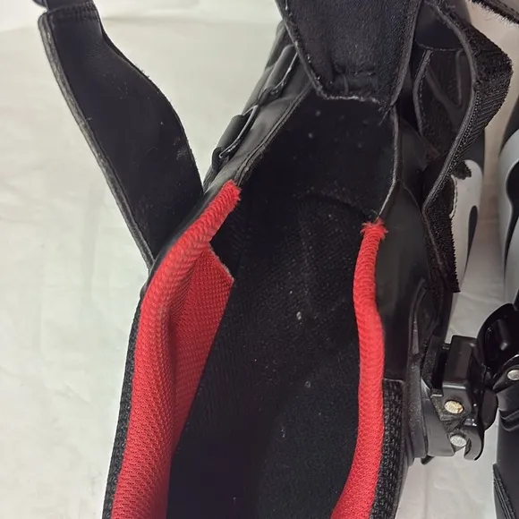 Peloton Cycling Shoes Black 45 Breathable Mesh Ratchet Clip Velcro Straps Cleats