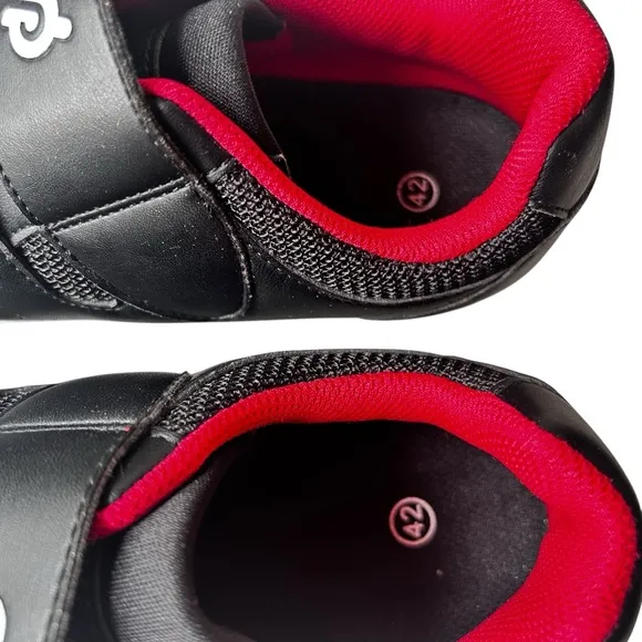 Peloton Cycling Shoes SZ 42 EUCUnisex. Women’s size 11.5Men’s 8