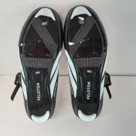 Peloton Cycling Shoes Women's EU 39 (US 8) Hook &amp; Loop Closure Black &amp; White NIB