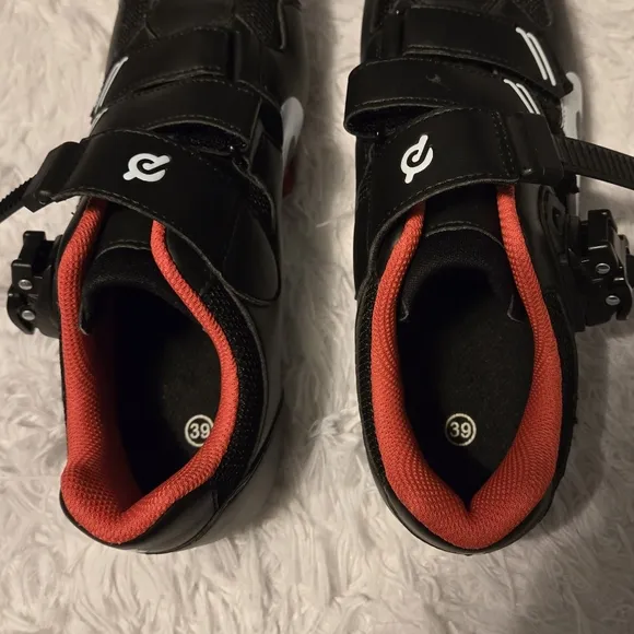 PELOTON Cycling Shoes Women's Size US 8 EUR 39 Color Red/Black