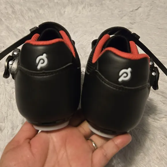 PELOTON Cycling Shoes Women's Size US 8 EUR 39 Color Red/Black
