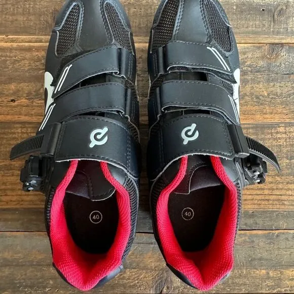 PELOTON LIKE NEW Cycling Spinning Shoes Size 40 (Women’s 9/Men’s 7)