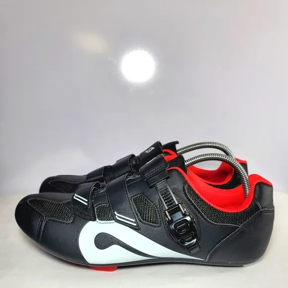 Peloton Mens US size 13 Black and Red Cycling Shoes