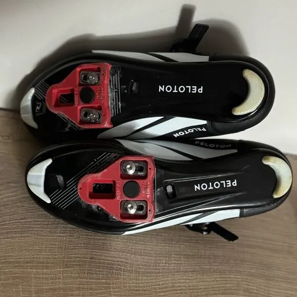 Peloton‎ Shoes Mens 9 42 Black Red Cycling Shoes Bike Cleats Biking Spinning