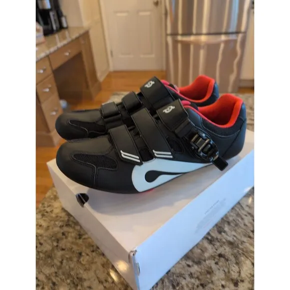 Perfect Peloton cycling shoes with look delta cleats and box EU 43 US men's 10