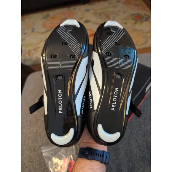 Perfect Peloton cycling shoes with look delta cleats EU 42 US men's 9