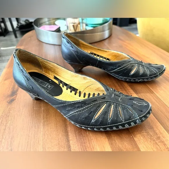 Pikolinos Spanish Leather Kitten Heel Shoes