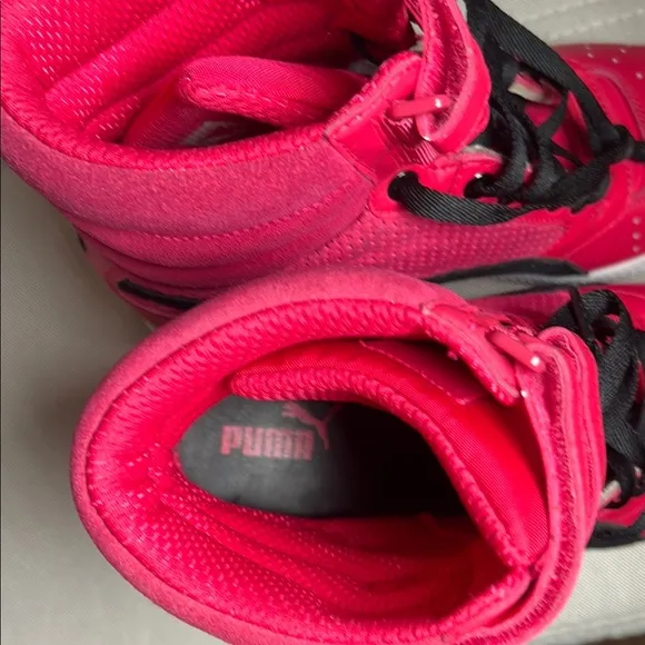 Puma Sky Wedge Red and Black Women’s High-Top Sneakers Shoes Size 9.5