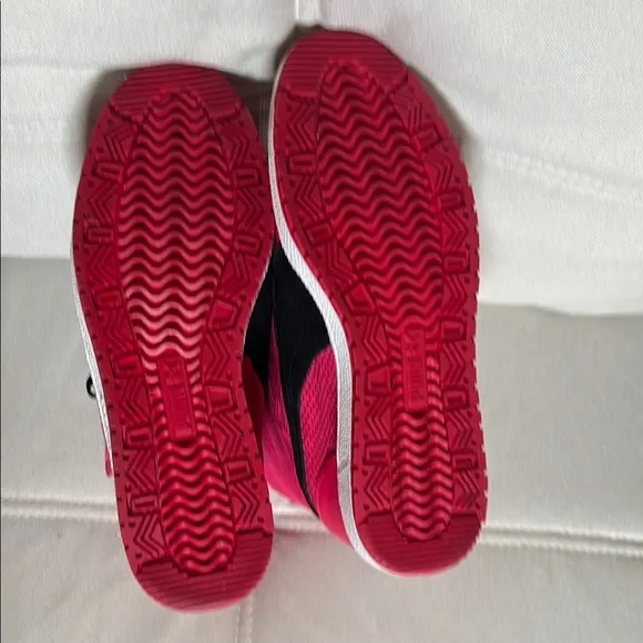 Puma Sky Wedge Red and Black Women’s High-Top Sneakers Shoes Size 9.5