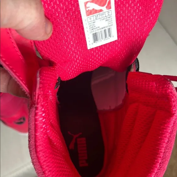 Puma Sky Wedge Red and Black Women’s High-Top Sneakers Shoes Size 9.5