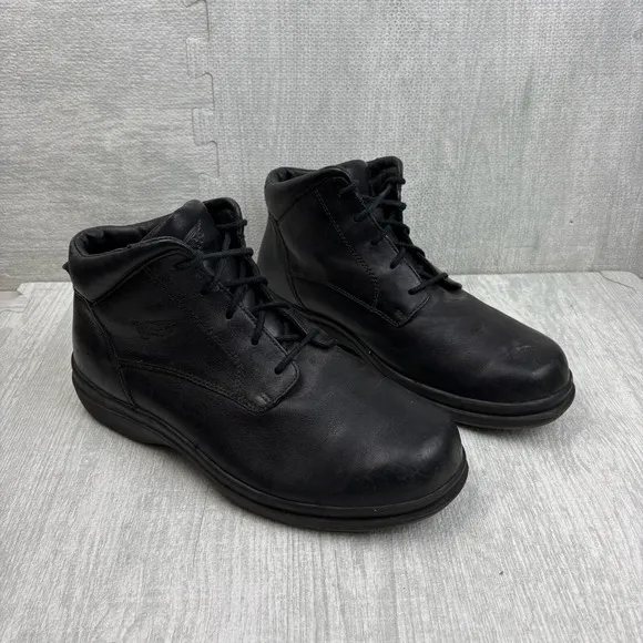 Red Wing Chukka Boots Mens Size 10.5 EE Black Leather Shoes 8661 Slip Resistant
