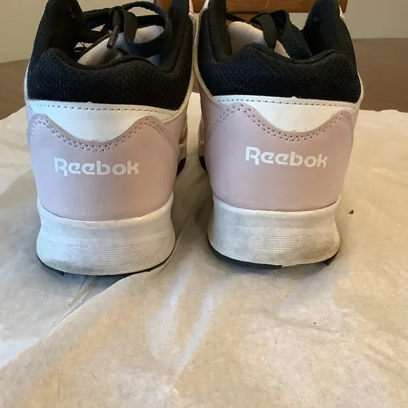 Reebok High-Top Galaxy1 Sneakers in Black and Pink Size 5K