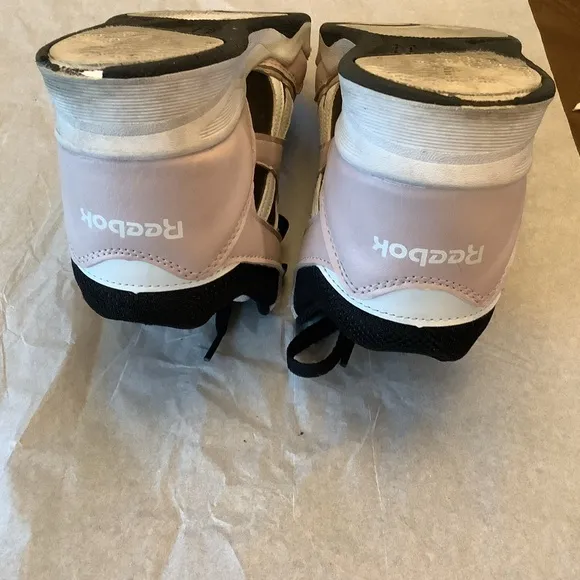Reebok High-Top Galaxy1 Sneakers in Black and Pink Size 5K