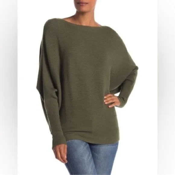 Ribbed Knit Sweater Long Sleeve Lightweight Viscose Olive Green Size Medium