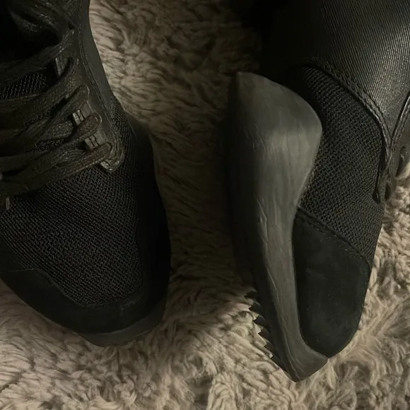 Rick Owens Black High-Top Athletic Sneakers with Modern Design