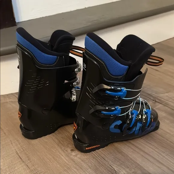Rossignol Blue and Black Ski Boots