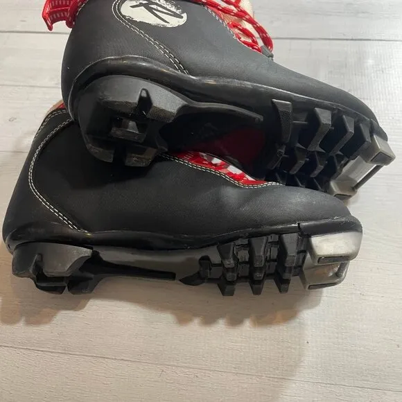 Rossignol‎ youth cross country ski boots size 34 US size 3