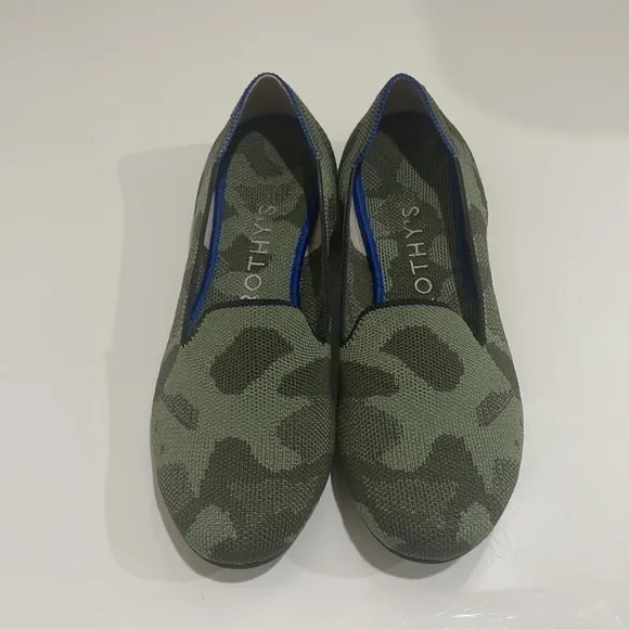 Rothy’s Green Camo Round Toe Flats—Best!  Excellent Condition!!  Size 7 Comfort