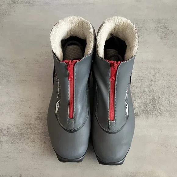 Salomon Siam 5 TR Gray Red Nordic Cross Country Ski Boots Women Size US 10 EU 42