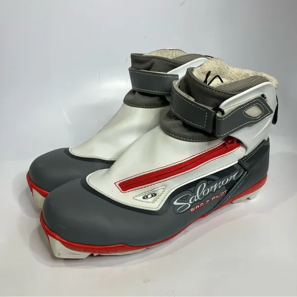Salomon Siam 7 pilot performance touring ski boots women’s size 9 white