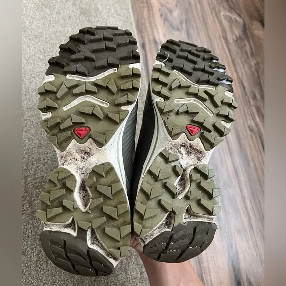 Salomon XT-4 women’s 8.5 mens 7.5