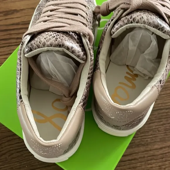Sam Edelman snake print sneaker lace up shoes NWT